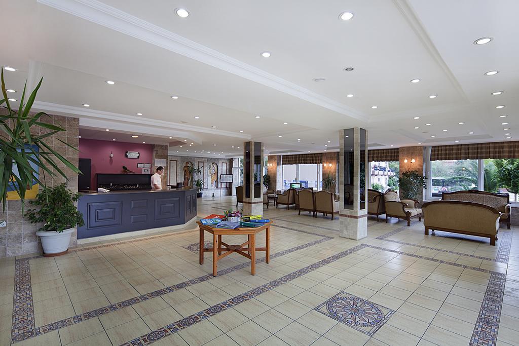 Larissa Garden Hotel Кемер Екстериор снимка