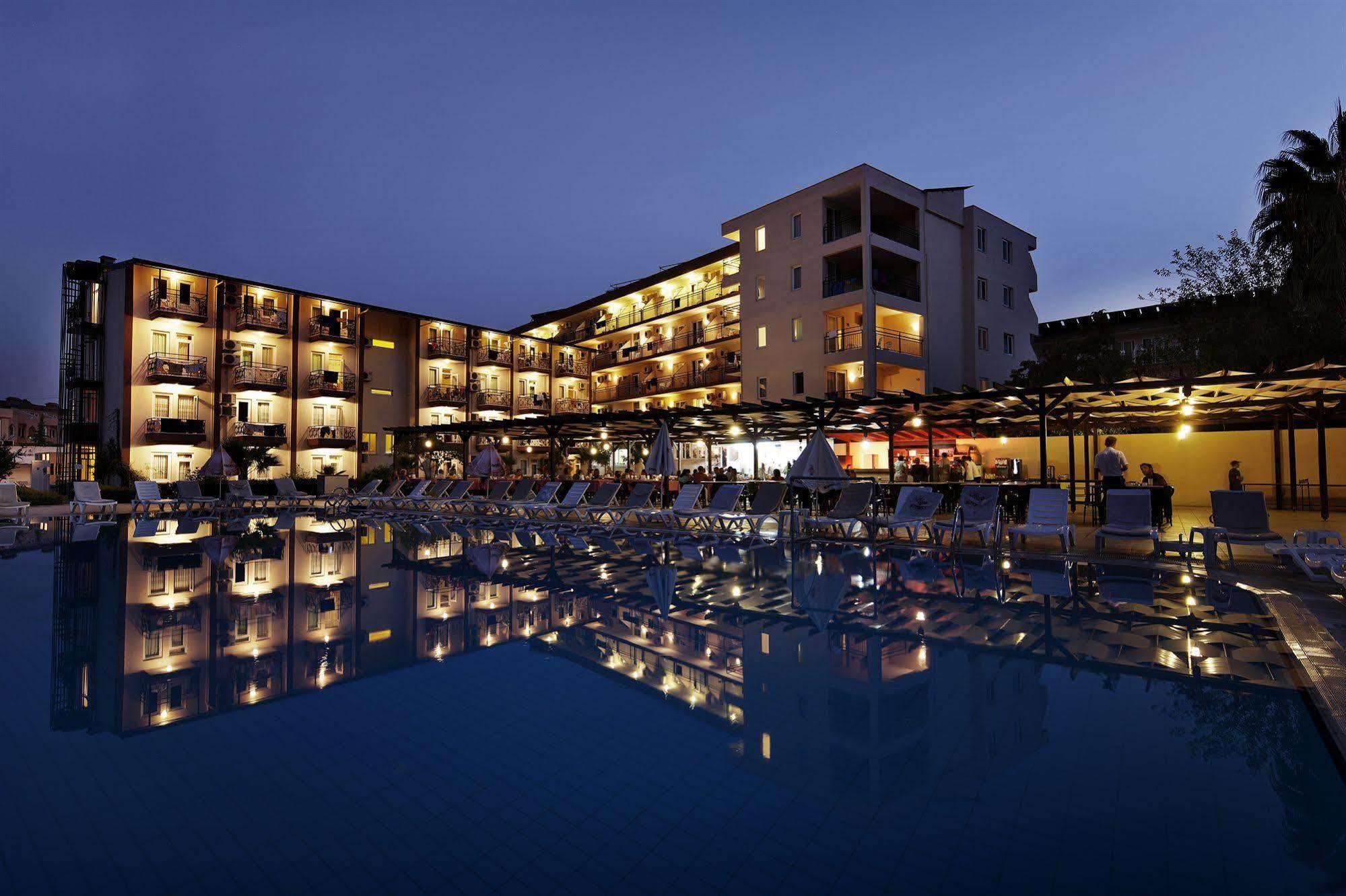 Larissa Garden Hotel Кемер Екстериор снимка